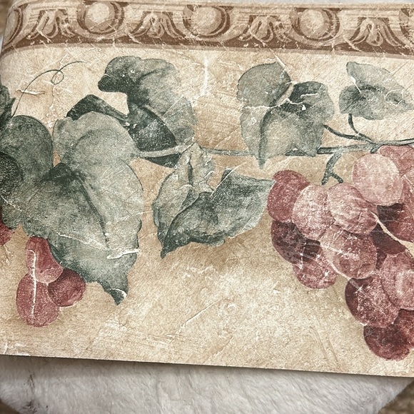 Classic grapevine wallpaper border - Picture 4 of 7